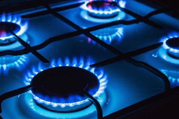 Is a gas stove or an electric stove better in 2020?